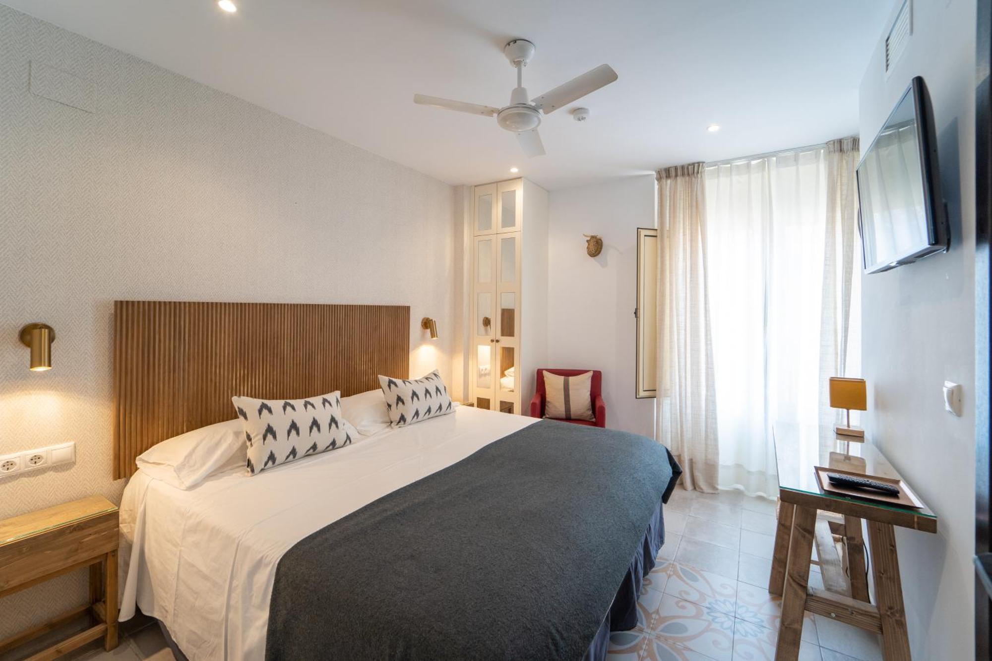 La Siesta De Picasso Hotel Малага Екстериор снимка