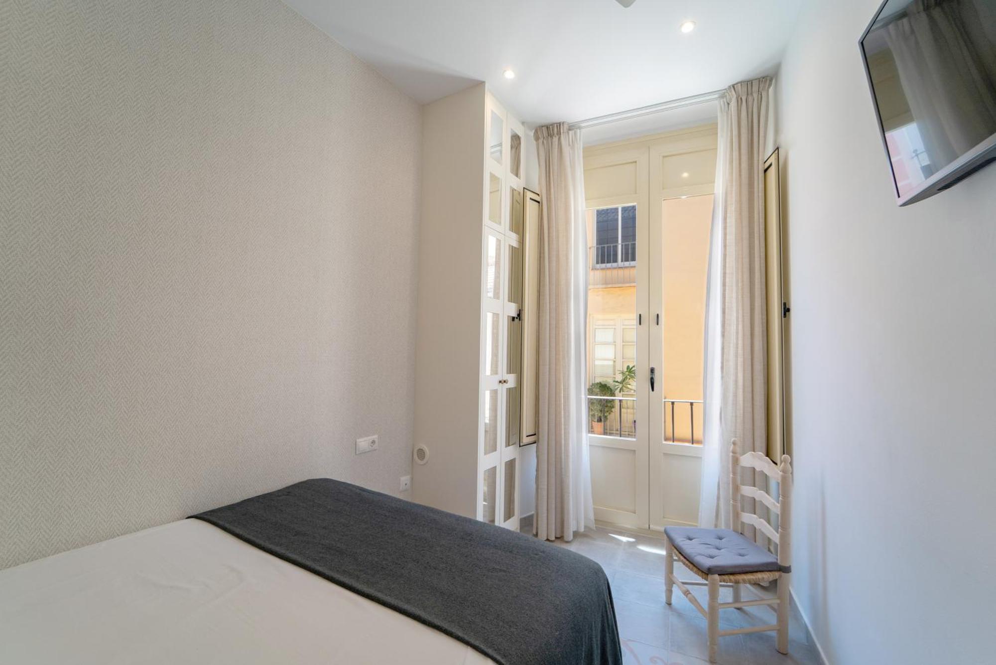 La Siesta De Picasso Hotel Малага Екстериор снимка