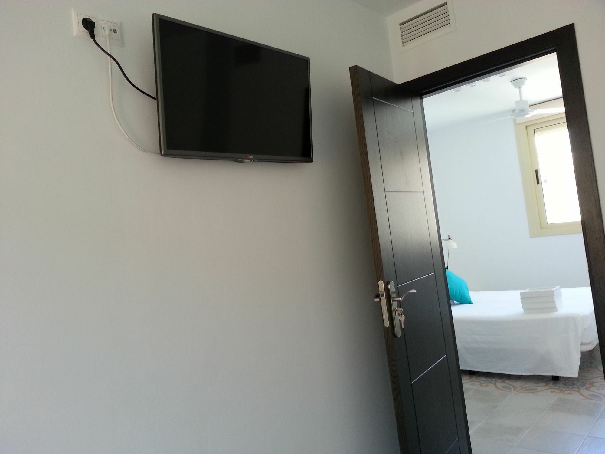 La Siesta De Picasso Hotel Малага Екстериор снимка